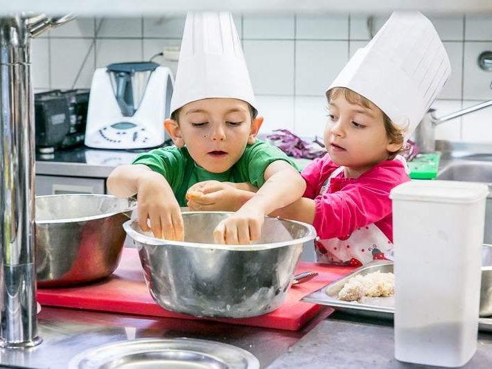 Rojstni dan v kuhinji za otroke